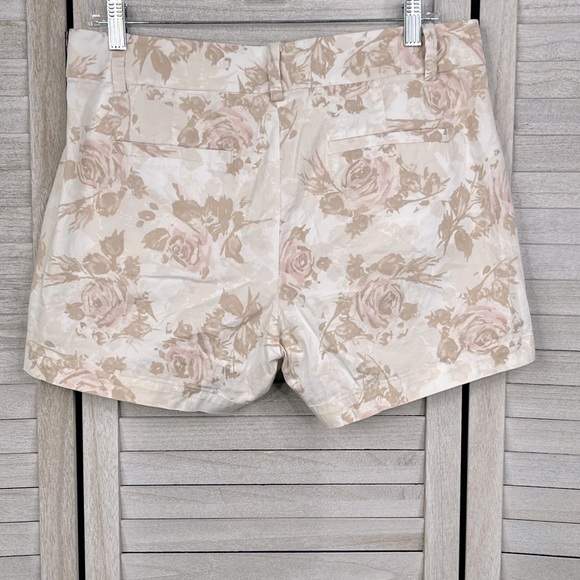 ANN TAYLOR Chino Shorts Floral Print Beige White Pink -10 - Picture 2 of 2